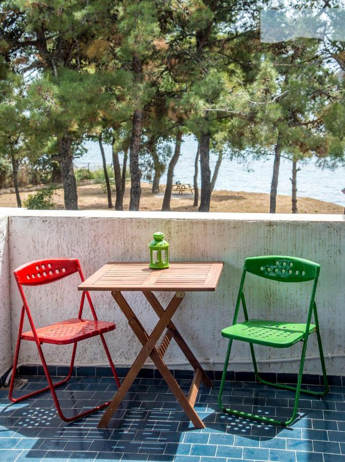 Summerday Villa Private Beach Неа-Ираклия Экстерьер фото